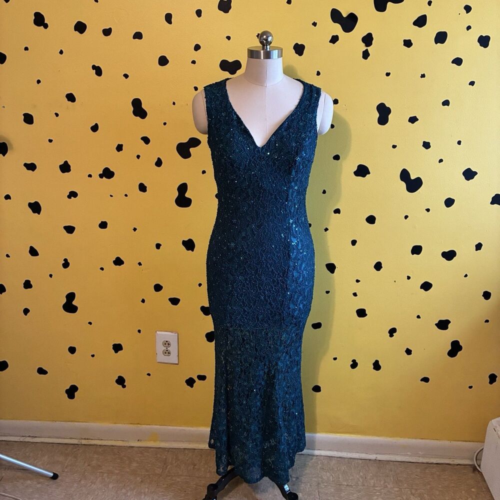 Enfocus Studio Teal Lace Mermaid Formal Dress Size 4 Sleeveless Evening Wedding